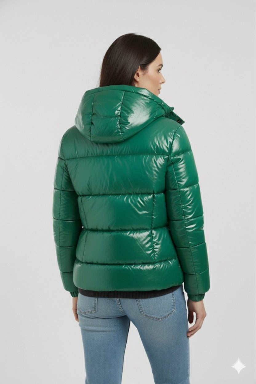 Doudoune à capuche haute brillance en Vert